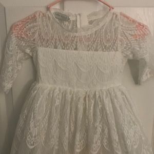 Trish Scully Child formal of white dress size 6